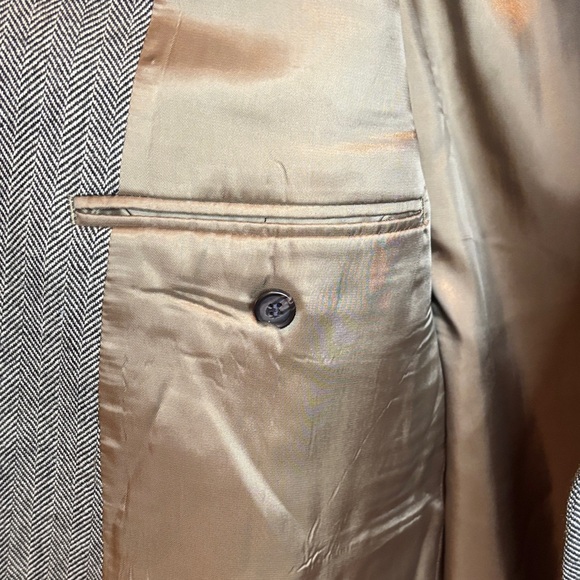 Lauren Ralph Lauren Men's Classic Wool Gray Houndstooth  Sport Coat - Size 46S - Picture 10 of 11